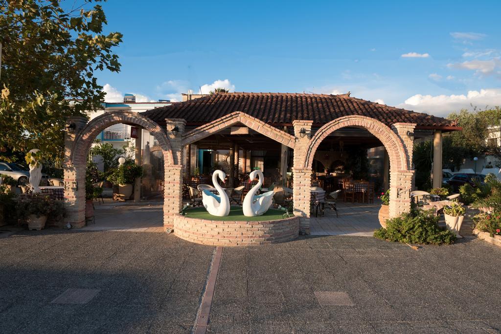 Hotel Glaros Аммудия Экстерьер фото